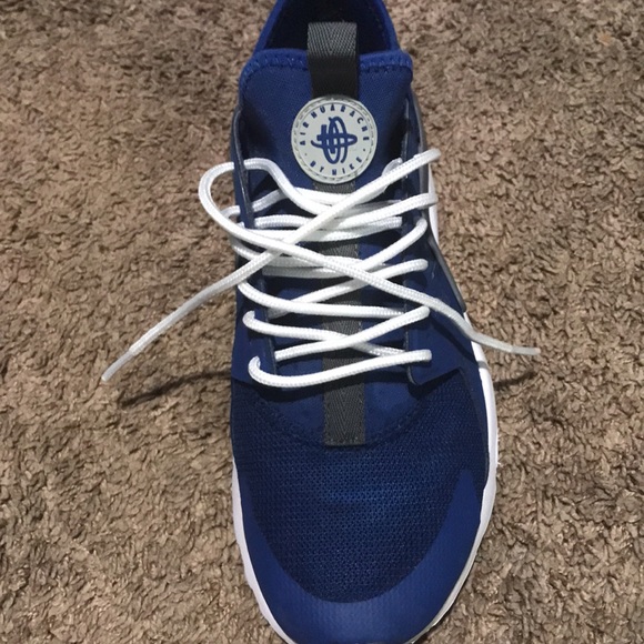 🔥AIR HUARACHE BY NIKE💥 blue & white, gray trim (Sz.10) 💐slightly used 🦋 - Picture 4 of 7